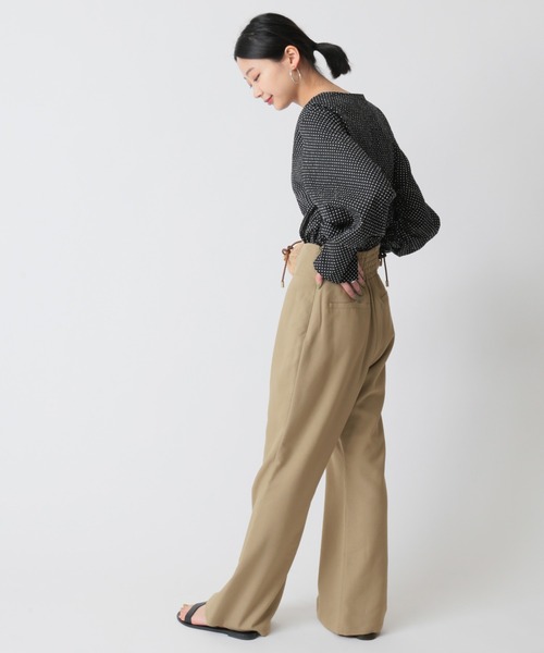 U by SPICK&SPAN（ユーバイスピックアンドスパン）の「ドットハートネックブラウス◆（シャツ/ブラウス・レディース・ホワイト/ブラック・FREE）」の6枚目の写真