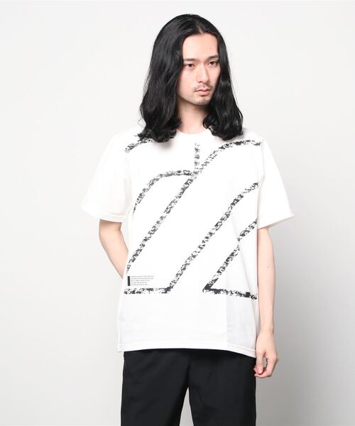MIZUNO SPORTS STYLE（ミズノスポーツスタイル）の「グラフィックＴシャツ　［ユニセックス］（Tシャツ/カットソー・メンズ・ホワイト/ダークブルー/ブラック・M/XL/S/L）」の2枚目の写真