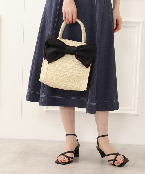 couture brooch（クチュールブローチ）の「◆【リボン好きのあなたに。】ビッグリボンペーパートートバッグ（トートバッグ・レディース・グレー/ナチュラル/ライトベージュ/サンドベージュ・00）」の15枚目の写真