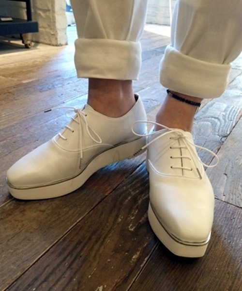 LE TALON（ルタロン）の「【GINGER4月号掲載】◆Le Talon GRISE ◆◇ レースアッププラット（その他シューズ・レディース・ネイビー/ブラック/ホワイト・37.5/36/37/36.5/38/35.5）」の2枚目の写真