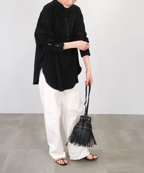 ＡＮＤＪ（アンドジェイ）の「後開き配色ステッチルーズシャツ（シャツ/ブラウス・レディース・オフホワイト/ブラック・M）」の8枚目の写真