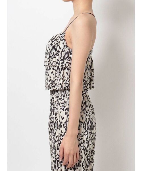 GYDA（ジェイダ）の「【セットアップ着用可】tieredサテンプリーツビスチェ（キャミソール・レディース・その他/その他2/ブラック・FREE）」の19枚目の写真