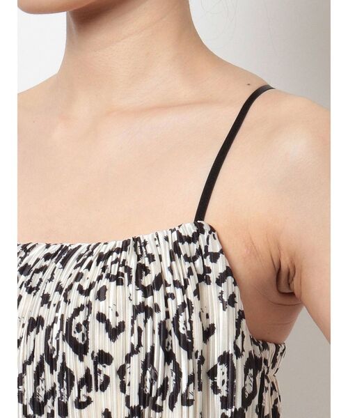 GYDA（ジェイダ）の「【セットアップ着用可】tieredサテンプリーツビスチェ（キャミソール・レディース・その他/その他2/ブラック・FREE）」の22枚目の写真