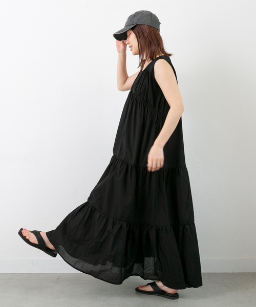 PICHI（ピイチ）の「ノースリーブティアードワンピース（ワンピース・レディース・ブラック/パープル/ピンク/ブルー・MEDIUM/LONG）」の7枚目の写真