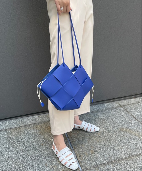 Meli rich（メリーリッチ）の「編み込みショルダートートバッグ（トートバッグ・レディース・カーキ/ブルー/ピンクベージュ・FREE）」の13枚目の写真