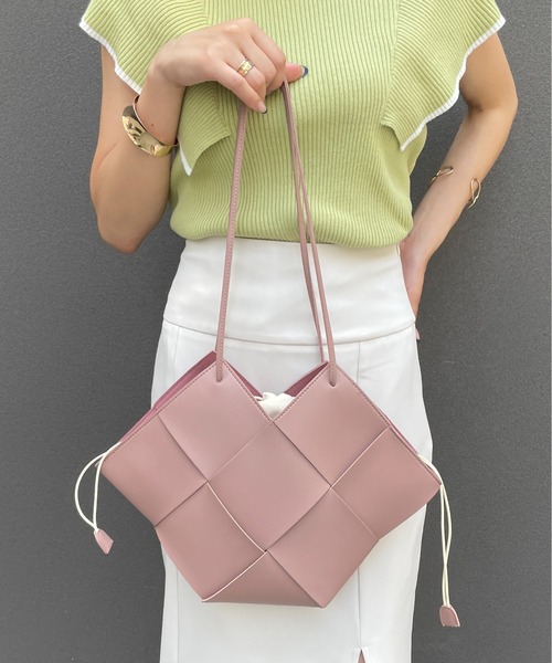 Meli rich（メリーリッチ）の「編み込みショルダートートバッグ（トートバッグ・レディース・カーキ/ブルー/ピンクベージュ・FREE）」の19枚目の写真