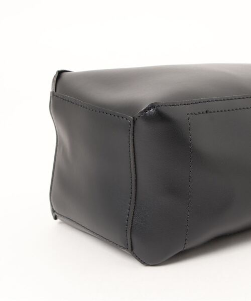 LOPASS（ロパス）の「2wayバケットショルダーバッグ（ショルダーバッグ・レディース・ホワイト/ブラック/グリーン・FREE）」の6枚目の写真