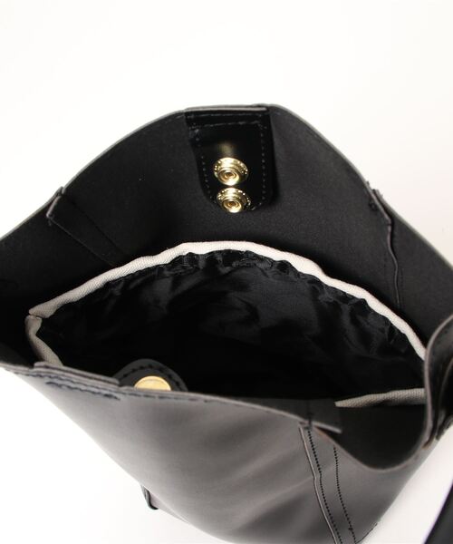 LOPASS（ロパス）の「2wayバケットショルダーバッグ（ショルダーバッグ・レディース・ホワイト/ブラック/グリーン・FREE）」の5枚目の写真