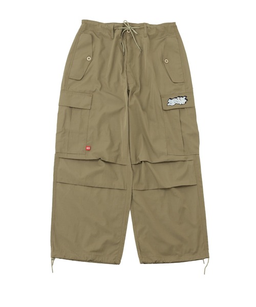 WHO'S WHO gallery(フーズフーギャラリー)の「【KOOKY'N/クーキー】BRONX刺繍ワイドパラシュートパンツ(カーゴパンツ・メンズ・ブラック/ネイビー/カーキ/サンドベージュ・FREE)」の14枚目の写真
