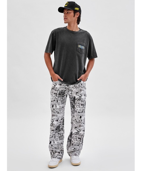 Guess（ゲス）の「GUESS Originals x Batman Spotlight Tee（Tシャツ/カットソー・メンズ・ブラック・MEDIUM/LARGE/SMALL/X-LARGE）」の5枚目の写真