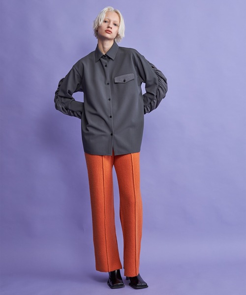 casane(カサネ)の「シャーリングスリーブブラウス(シャツ/ブラウス・レディース・ホワイト/グレー・FREE)」の4枚目の写真