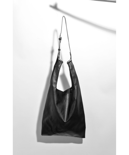 DEVICE（デバイス）の「【インフルエンサー つぐ吉×DEVICE コラボ】Rename フェイクレザー 2WAY  ショッパー ショルダーバッグ（ショルダーバッグ・メンズ・ブラック・FREE）」の20枚目の写真