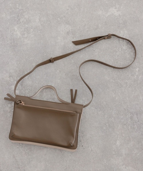 mysty woman(ミスティウーマン)の「【赤埴奈津子さんコラボ】マルチショルダーBAG 180179(ショルダーバッグ・レディース・ブラック系その他/ベージュ系その他・FREE)」の15枚目の写真