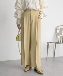 ワンタックスラックスパンツ