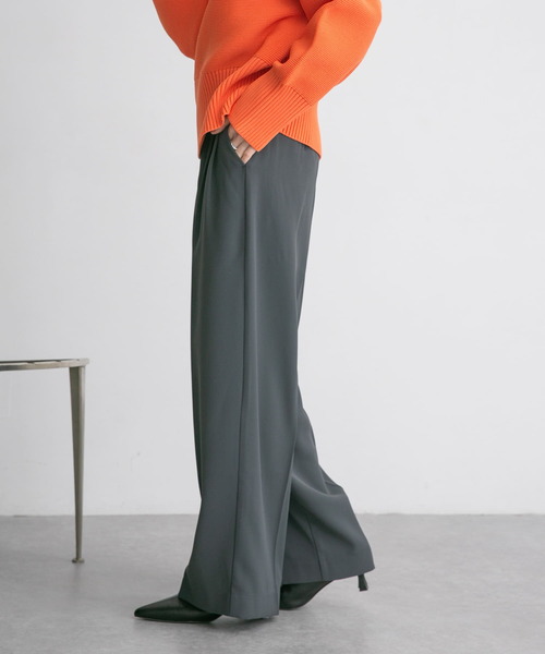 KBF（ケイビーエフ）の「ワンタックスラックスパンツ（その他パンツ・レディース・ベージュ/ブラック/グレー・ONE）」の19枚目の写真