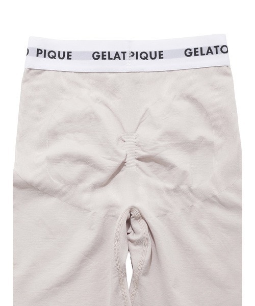 gelato pique(ジェラートピケ)の「バイカーショーツ(ショーツ・レディース・ライトグレー/ピンクベージュ・FREE)」の5枚目の写真