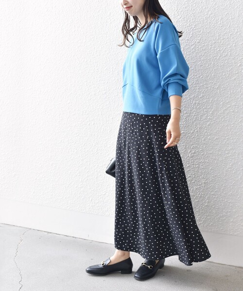 SHIPS（シップス）の「*〈手洗い可能〉ジョーゼット バックギャザー ドルマンプルオーバー◆（Tシャツ/カットソー・レディース・ブラック/ベージュ/オフホワイト/ブルー・ONE SIZE）」の18枚目の写真