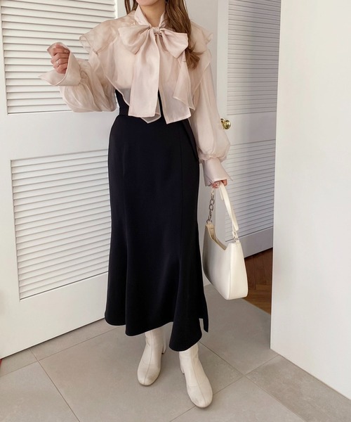 one after another NICE CLAUP（ワンアフターアナザーナイスクラップ）の「ハイウエストサイドスリットスカート　2023SS（スカート・レディース・ブラック/アイボリー/ベージュ系/ピンク・SMALL/MEDIUM）」の5枚目の写真