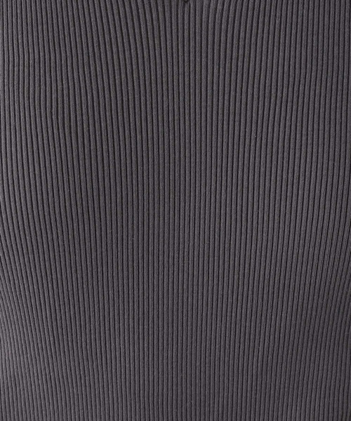 PAGEBOY(ページボーイ)の「シームレスカップ付きタンク(タンクトップ・レディース・イエロー/ブラック/チャコールグレー/オフホワイト・FREE)」の10枚目の写真