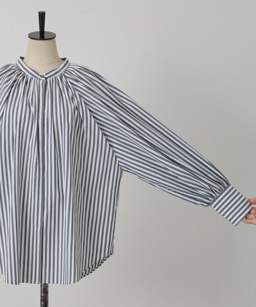 BEARDSLEY ストライプ ギャザー シャツ ブラウス 23SS 完売品 BEARDSLEY ストライプ ギャザー シャツ ブラウス 23SS 完売品