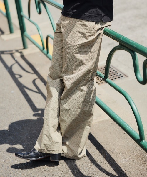 LACOSTE（ラコステ）の「LACOSTE / L1212 ポロシャツ 25SS  ｜ ギフト 定番  きれいめ カジュアル 通年  プレゼント オフィスカジュアル（ポロシャツ・メンズ・オフホワイト/ライトブラウン/ブラック/サックスブルー/ブルー系その他3/ホワイト/グリーン/レッド系その他/ブラウン系その他3/ネイビー/イエロー/ミント/オレンジ系その他/ライトブルー/オリーブ/ピンク/インディゴブルー・2/4/5/3）」の22枚目の写真