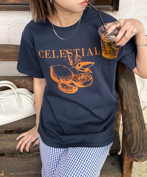 Chillfar(チルファー)の「ヴィンテージミックスTシャツ(Tシャツ/カットソー・レディース・オートミール/ホワイト×ピンク/アイボリー系3/クリーム/グレー系/アイボリー系4/ピンク/アイボリー系1/ホワイト×ブルー/ベージュ系/ホワイト×レッド/ホワイト×ブラック/杢グレー/アイボリー系2/ネイビー/アイボリー系/グレー系2/ネイビー系1/グレー系1/ネイビー系・FREE)」の17枚目の写真