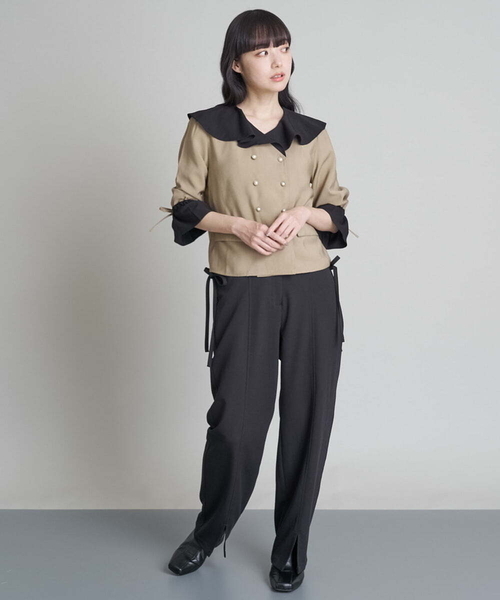 A de a.v.v（アードアー・ヴェ・ヴェ）の「配色フリルカラーダブル釦ブラウス（シャツ/ブラウス・レディース・ベージュ/ブラック・36/38）」の9枚目の写真