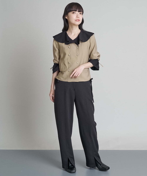 A de a.v.v（アードアー・ヴェ・ヴェ）の「配色フリルカラーダブル釦ブラウス（シャツ/ブラウス・レディース・ベージュ/ブラック・36/38）」の10枚目の写真