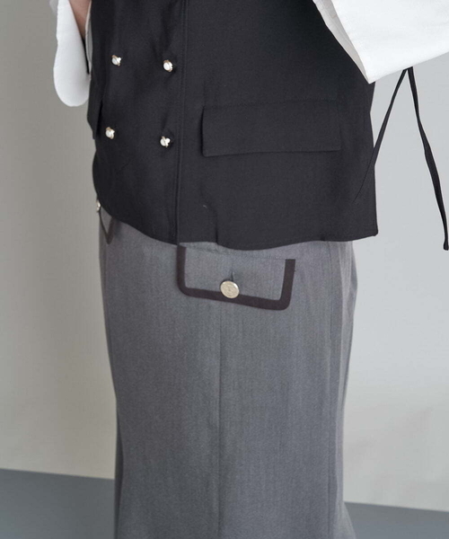 A de a.v.v（アードアー・ヴェ・ヴェ）の「配色フリルカラーダブル釦ブラウス（シャツ/ブラウス・レディース・ベージュ/ブラック・36/38）」の19枚目の写真