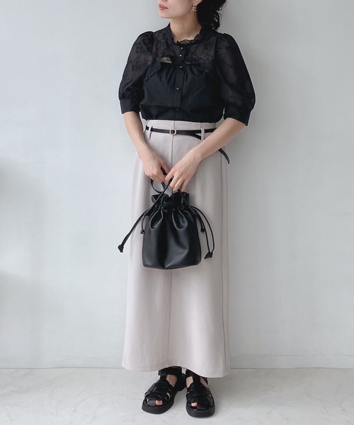 AS KNOW AS plus（アズノゥアズプラス）の「○リバーシブルベルト付きリップルナロースカート（スカート・レディース・ブラック/グレイッシュベージュ/グリーン/アイボリー/ベージュ系/ボルドー/モカ・FREE）」の10枚目の写真