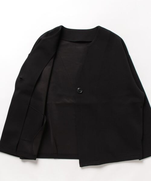 for/c(フォーシー)の「ダンボールコクーンジャケット【サスティナブル】(その他アウター・レディース・ブラック・M/L/LL)」の3枚目の写真