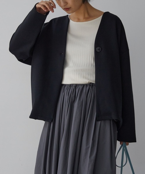 for/c(フォーシー)の「ダンボールコクーンジャケット【サスティナブル】(その他アウター・レディース・ブラック・M/L/LL)」の7枚目の写真