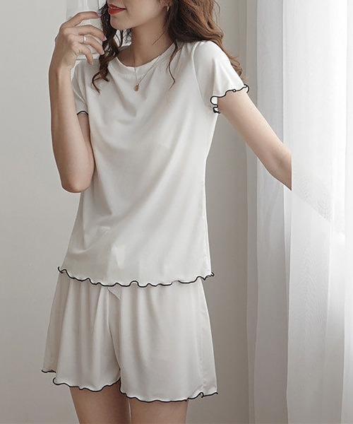 NinaetLina（ニナエリナ）の「上下セットアップルームウェア（ルームウェア/パジャマ・レディース・イエロー/ホワイト/ピンク/ラベンダー/グレー/ブラック/オリーブ・FREE）」の10枚目の写真