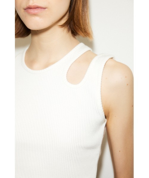 THROW by SLY(スローバイスライ)の「THROW OPEN ARM RIB TOPS オープン アーム リブ トップス カッティング カットトップス 肌見せ アシンメトリー(Tシャツ/カットソー・レディース・ライトイエロー/ホワイト/ブラック・FREE)」の6枚目の写真