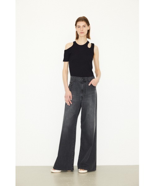 THROW by SLY(スローバイスライ)の「THROW OPEN ARM RIB TOPS オープン アーム リブ トップス カッティング カットトップス 肌見せ アシンメトリー(Tシャツ/カットソー・レディース・ライトイエロー/ホワイト/ブラック・FREE)」の5枚目の写真
