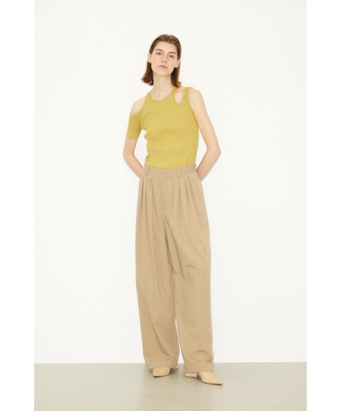 THROW by SLY(スローバイスライ)の「THROW OPEN ARM RIB TOPS オープン アーム リブ トップス カッティング カットトップス 肌見せ アシンメトリー(Tシャツ/カットソー・レディース・ライトイエロー/ホワイト/ブラック・FREE)」の9枚目の写真
