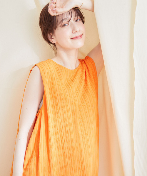 Jayro(ジャイロ)の「肩タックワンピース(ワンピース・レディース・ダークグリーン/オレンジ/ネイビー・M)」の1枚目の写真