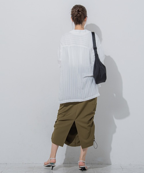 VICKY(ビッキー)の「【夏らしい爽やかなストライプ柄】オープンカラーブラウス《手洗い可能》(シャツ/ブラウス・レディース・イエロー/ホワイト/ブラック/ブルー・M)」の10枚目の写真