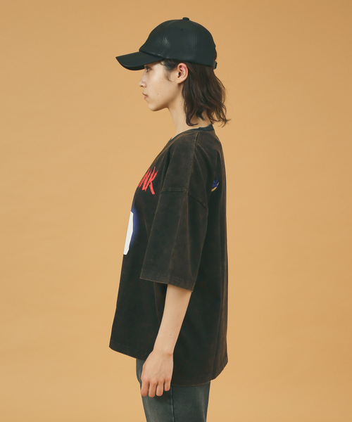 ABAHOUSE(アバハウス)の「【WEB限定】GOLF PUNK グラフィックTEEシリーズ/ユニセックス(Tシャツ/カットソー・メンズ・ホワイト系その他/ホワイト系その他2/ブラック系その他/ブラック系その他2・フリー)」の7枚目の写真