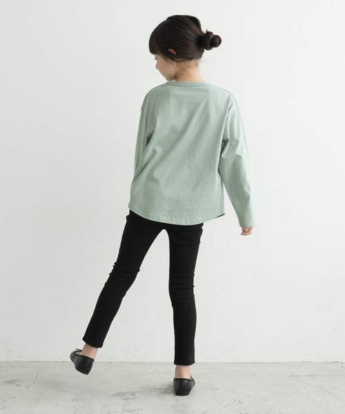 coca（coca）（コカ）の「キッズ ゆるシルエット長袖無地Tシャツ（Tシャツ/カットソー・キッズ・ブラウン/ラベンダー/アイボリー/ライトブルー・100/110/120/130/140）」の7枚目の写真