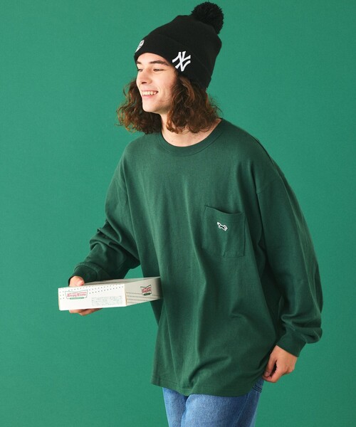 TOWNCRAFT(タウンクラフト)の「TOWN CRAFT/タウンクラフト 別注 ワンポイントクルーネック ロングスリーブ ポケットTシャツ(Tシャツ/カットソー・メンズ・アッシュグレー/ホワイト/ブラック/グリーン・SMALL/MEDIUM/LARGE)」の16枚目の写真