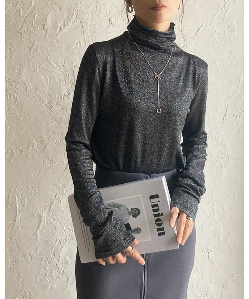 She's Closet(シーズクローゼット)の「メロウハイネック長袖グリッターラメトップス(Tシャツ/カットソー・レディース・ブラック×ゴールド/ピンク/グリーン/グレー×ホワイト/ライトベージュ/ブラック×シルバー/グリーン系その他・FREE)」の16枚目の写真