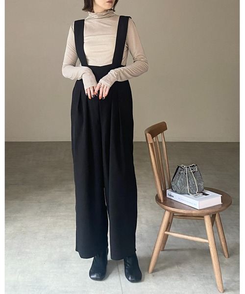 She's Closet(シーズクローゼット)の「メロウハイネック長袖グリッターラメトップス(Tシャツ/カットソー・レディース・ブラック×ゴールド/ピンク/グリーン/グレー×ホワイト/ライトベージュ/ブラック×シルバー/グリーン系その他・FREE)」の18枚目の写真
