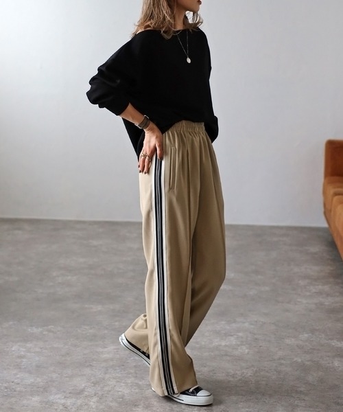 Bonjour Sagan（ボンジュールサガン）の「オフショルリブ袖カットソー（Tシャツ/カットソー・レディース・ホワイト/ブラウン/ブラック・FREE）」の17枚目の写真