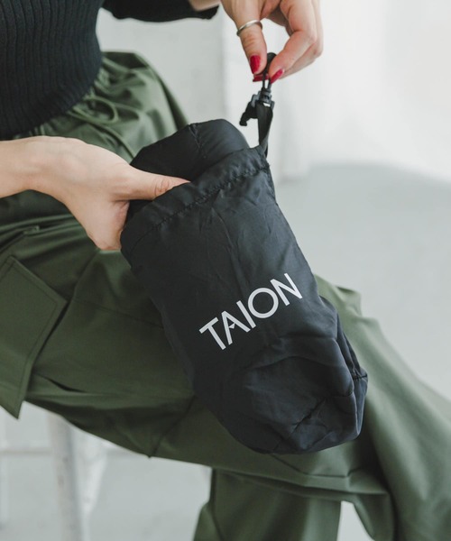 ITEMS URBANRESEARCH(アイテムズ アーバンリサーチ)の「TAION CREW-NECK BUTTON DOWN VEST(ダウンベスト・レディース・ブラック/カーキ/ブラウン系その他/オフホワイト・LARGE/X-LARGE/MEDIUM)」の17枚目の写真