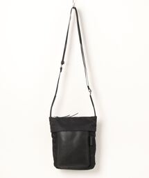 リサイクルナイロン×カウレザー ラップポシェット