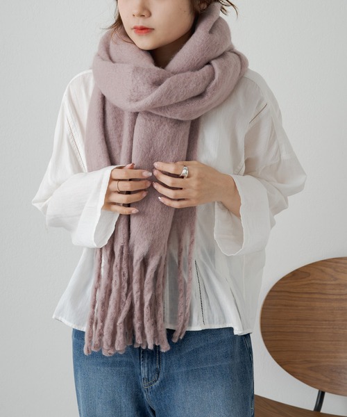 PUAL CE CIN（ピュアルセシン）の「起毛フェイクウール無地マフラー（マフラー・レディース・オレンジ/ライトベージュ/ライトグレー/アイボリー/ピンクベージュ・FREE）」の4枚目の写真