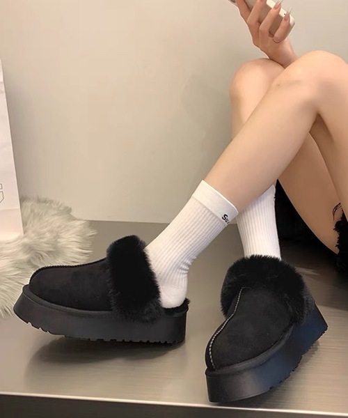 shopnikoniko(ショップニコニコ)の「ムートン スリッポン 厚底 スリッパ ムートンサンダル ムートンサボ(スリッポン・レディース・アイボリー/ブラック/キャメル・23.5/24/23)」の13枚目の写真