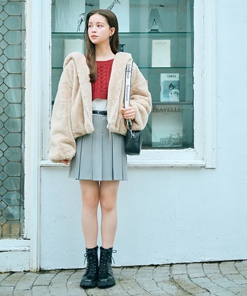 LOVETOXIC（ラブトキシック）の「【インナーつき】短丈ケーブルニット（ニット/セーター・キッズ・アイボリー/サックスブルー/トップグレー/エンジ・S/M/L）」の17枚目の写真