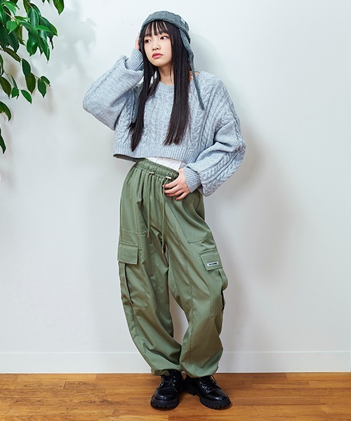 LOVETOXIC（ラブトキシック）の「【インナーつき】短丈ケーブルニット